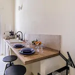 Ziran Apartment